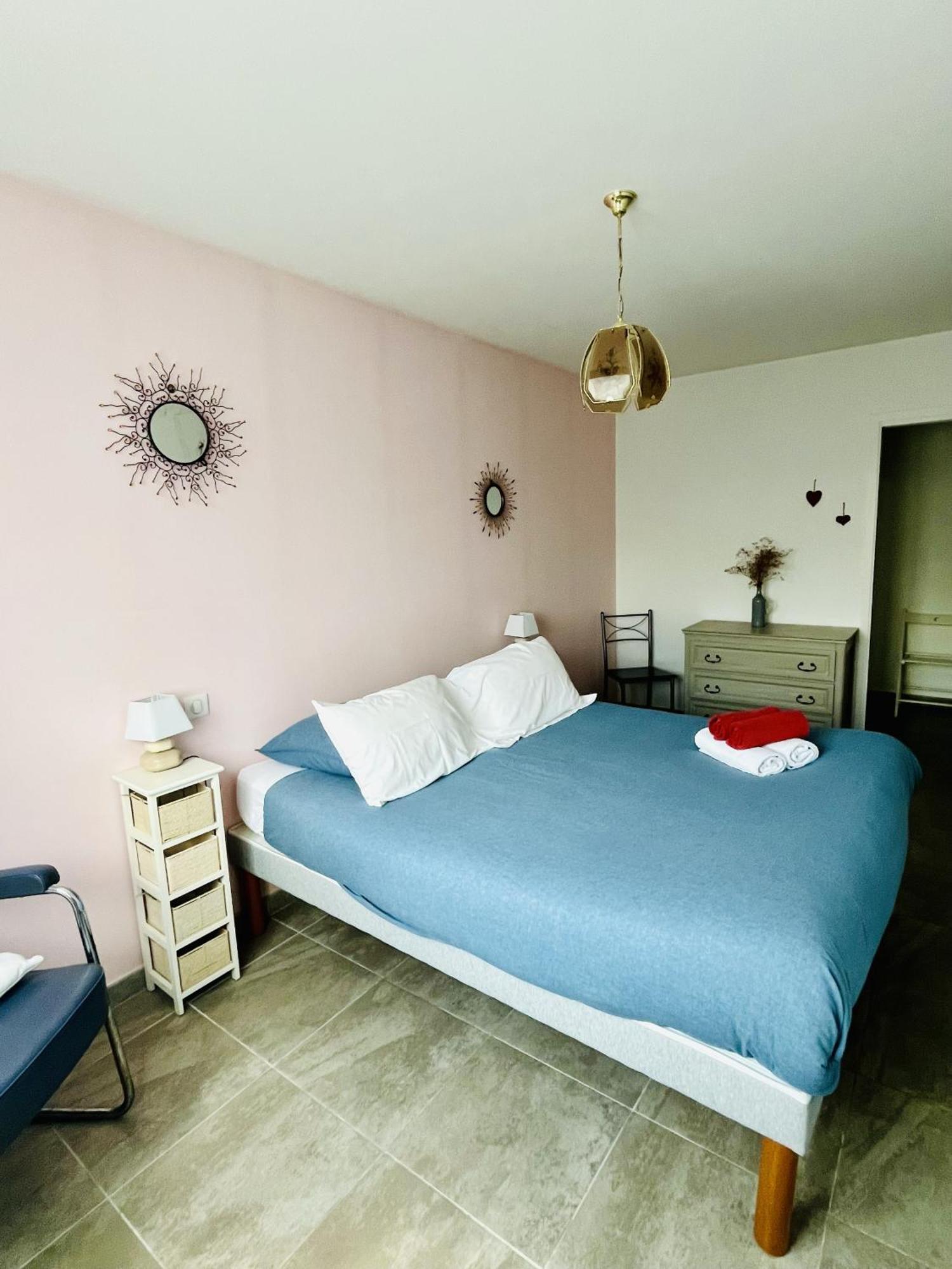 Mas Saint-Ange Bed & Breakfast Lunel  Exterior photo
